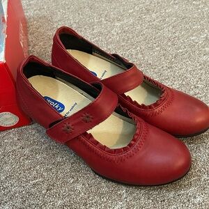 Wolky Mary Janes. Size 37 (6.5).